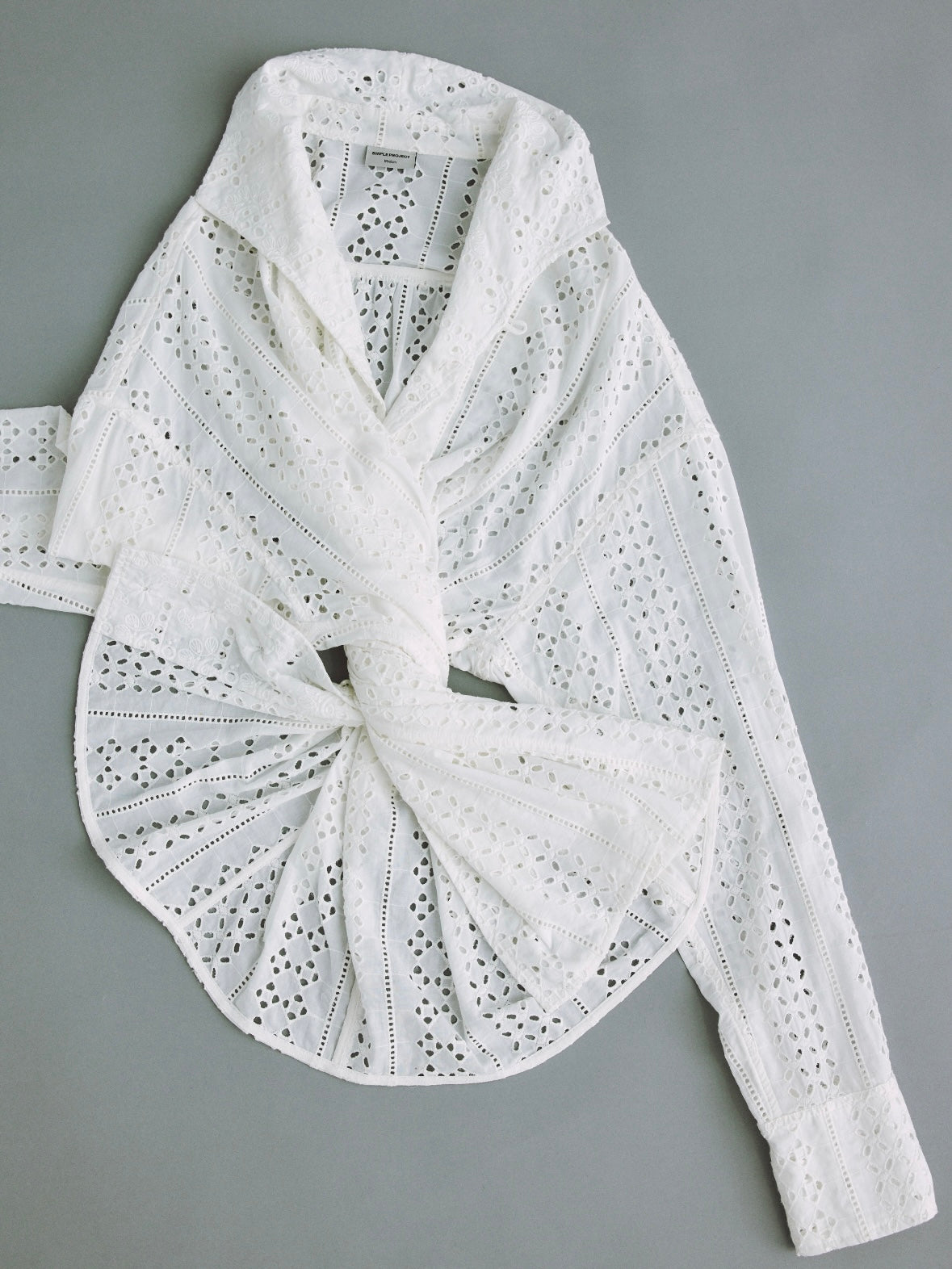 Simple Project｜Eyelet Embroidery Shirt